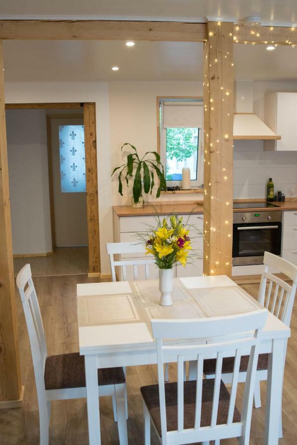 Liisupesa Apartment With Sauna And Garden Pärnu Buitenkant foto